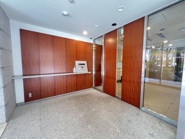 2LDK Apartment for Sale in Chiyoda, Tokyo | Park House Hirakawacho - Thumbnail 4