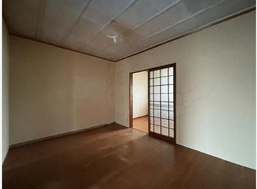 2DK Apartment for Rent near Uenoshiba Station, Sakai, Osaka - Thumbnail 3