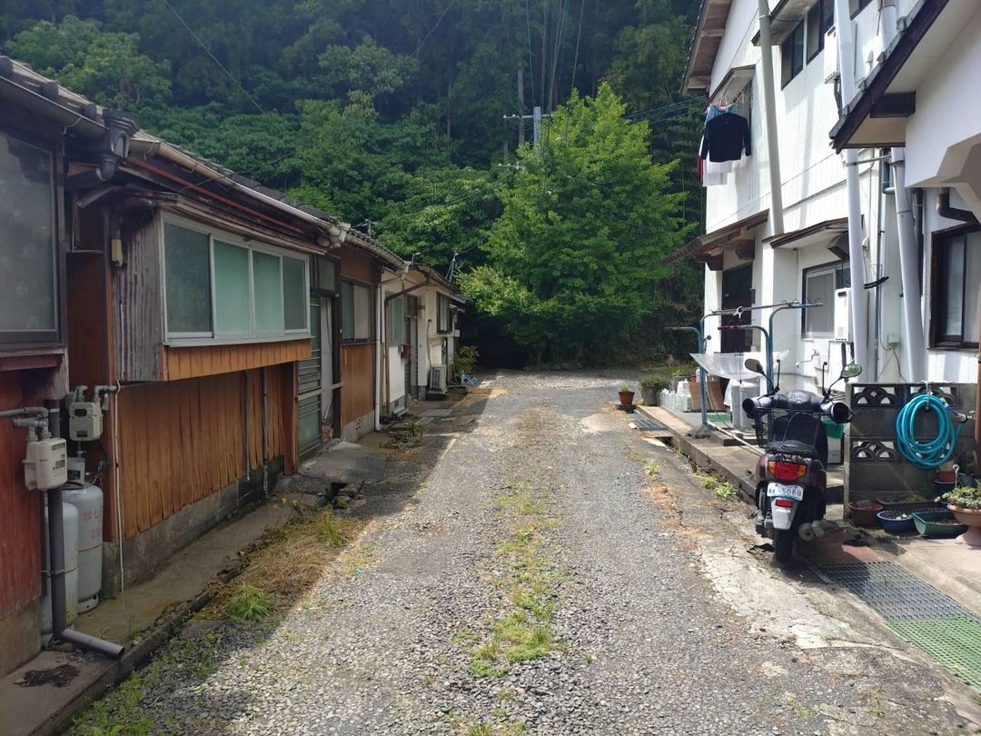 3DK Terrace House for Sale in Sasebo, Nagasaki - 400,000 Yen - Thumbnail 2