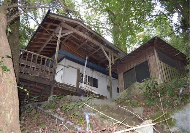 Secluded 3LDK House on 493sqm Land in Omura, Nagasaki - Thumbnail 2