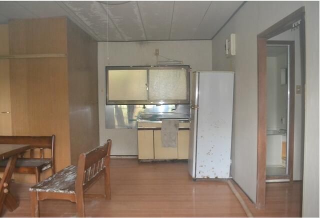 Secluded 3LDK House on 493sqm Land in Omura, Nagasaki - Thumbnail 4