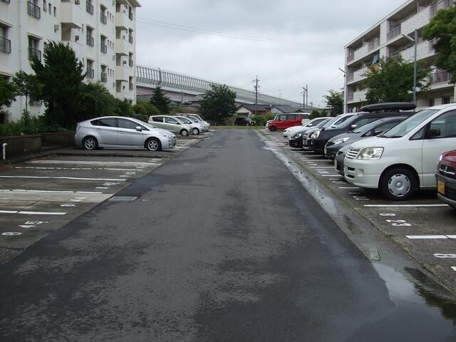 2LDK Apartment for Sale in Tokai City, Aichi - Thumbnail 3