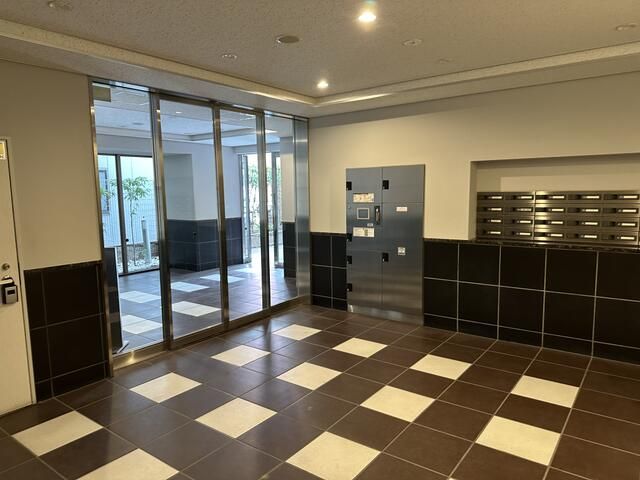 3LDK Apartment for Sale near Kameari Station, Katsushika - Thumbnail 3
