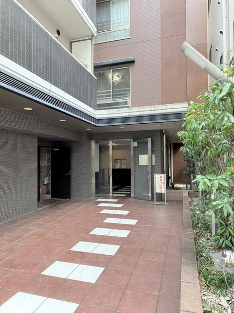 3LDK Apartment for Sale near Kameari Station, Katsushika - Thumbnail 2