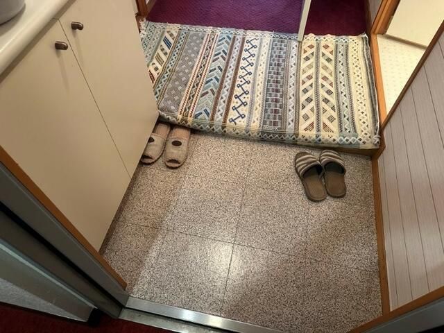 1LDK Apartment for Sale in Yamanakako with Lake Access and Onsen - Thumbnail 4
