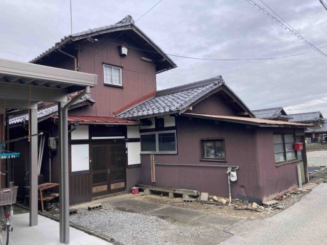 5SK Detached House for Sale in Quiet Hikone, Shiga - Thumbnail 2