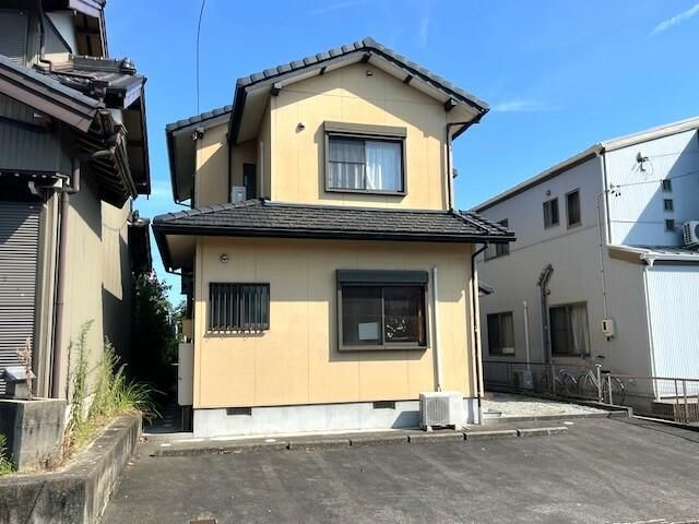 4LDK Detached House for Sale in Toyohashi, Aichi | 50 Tsubo Land - Thumbnail 3
