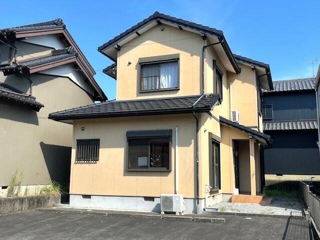 4LDK Detached House for Sale in Toyohashi, Aichi | 50 Tsubo Land - Thumbnail 4