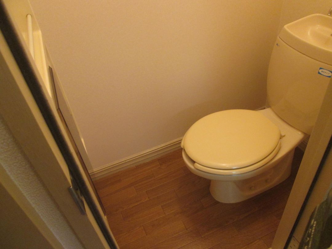1K Townhouse for Rent in Higashisumiyoshi, Osaka - 40,000 Yen - Thumbnail 3