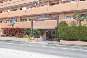 2DK Apartment for Sale Near Zenkojishita Station, Nagano - Thumbnail 2