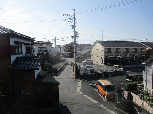 Renovated 5LDK House with 2 Parking in Chita City, Aichi - Thumbnail 2