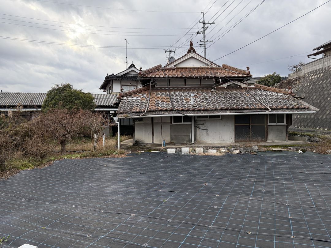 3DK Wooden House for Sale in Maniwa, Okayama - Thumbnail 2