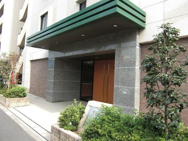 3LDK Apartment for Sale in Katsushika, Tokyo - Pet Negotiable - Thumbnail 2