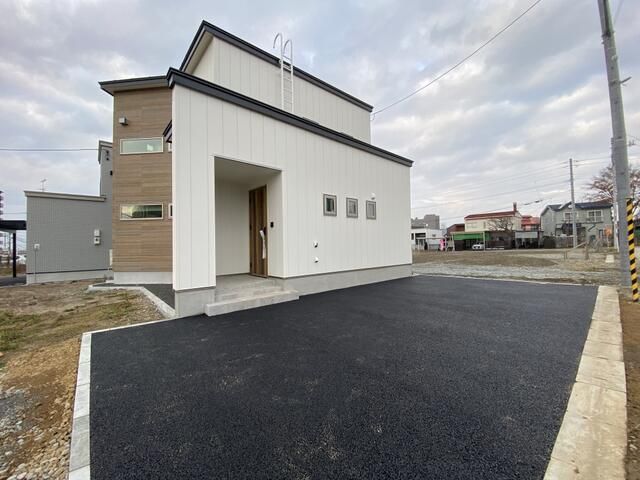 New ZEH House in Ebetsu Hokkaido | 4SLDK, High Insulation - Thumbnail 2