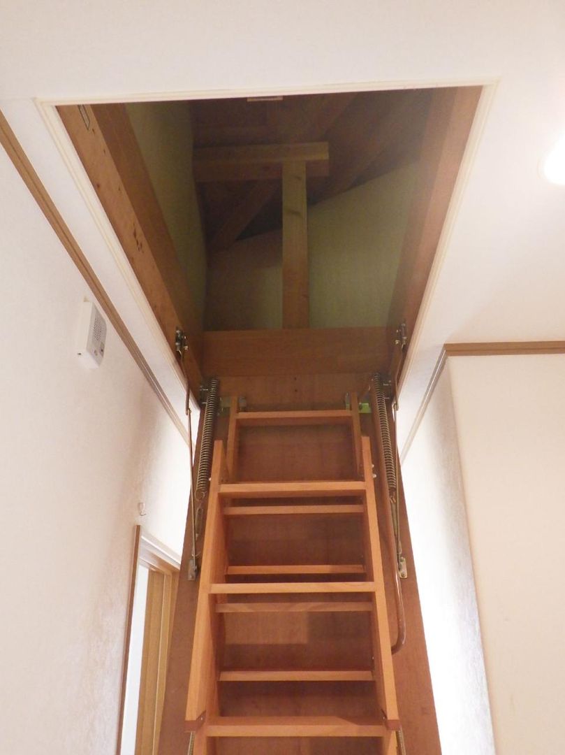 5SLDK Family House in Aichi with Renovated Exterior and All-Electric System - Thumbnail 4
