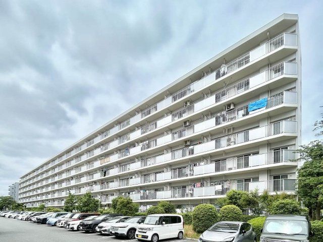 Renovated 3LDK Apartment for Sale in Nagareyama, Chiba - Thumbnail 2