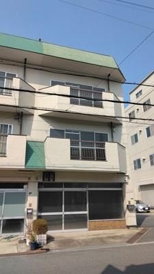 Corner Terraced House for Sale in Osaka Joto Ward | 4DK, 139.65㎡ - Thumbnail 2