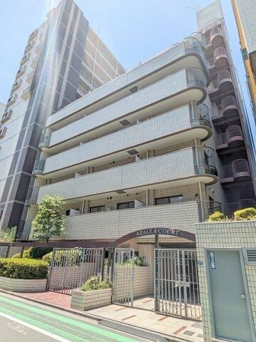 Renovated 1SLDK Apartment for Sale in Shinjuku, Tokyo - Thumbnail 2