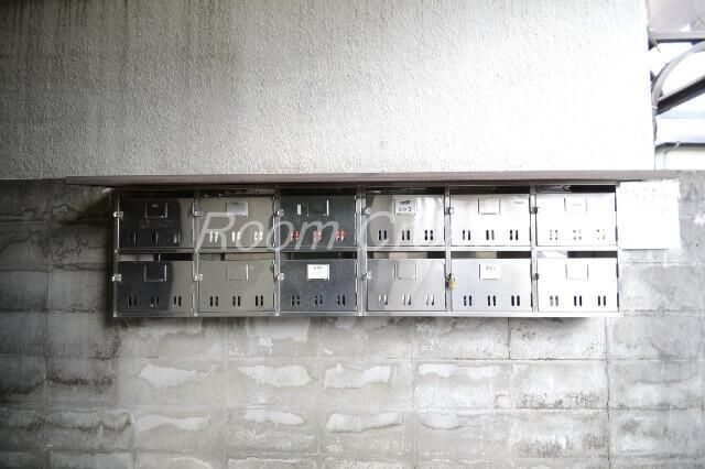 Renovated 1DK Apartment for Rent in Tokushima City - Thumbnail 4