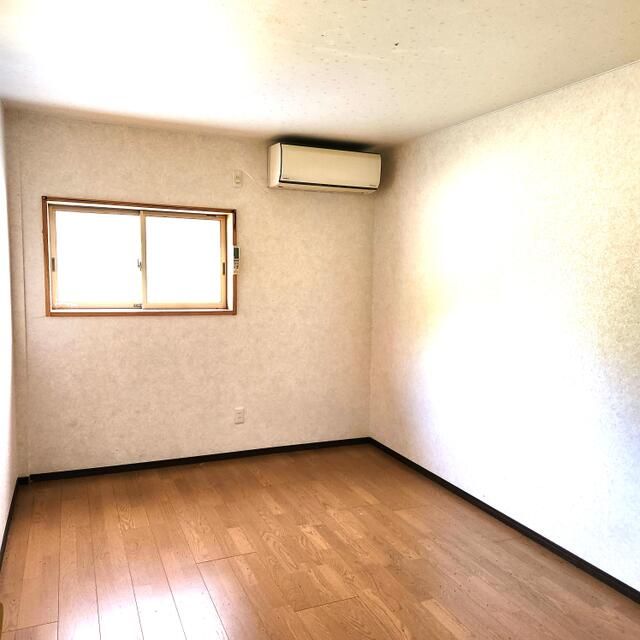 1K Apartment for Rent in Anpachi Town, Gifu - 25,000 Yen - Thumbnail 2