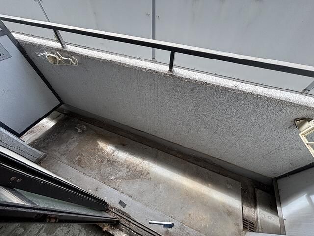 Studio Apartment for Sale in Higashiyama, Kyoto Near Tofukuji Station - Thumbnail 2