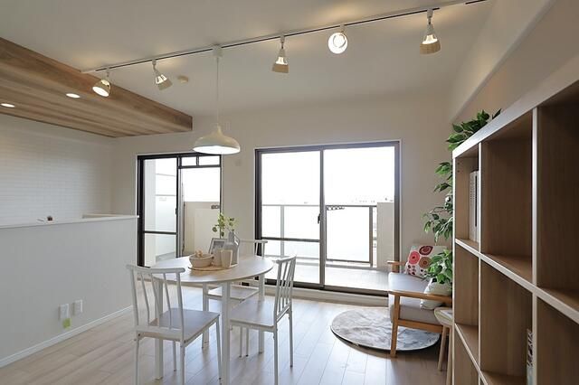 Renovated 2LDK Apartment for Sale in Yao, Osaka - Thumbnail 4