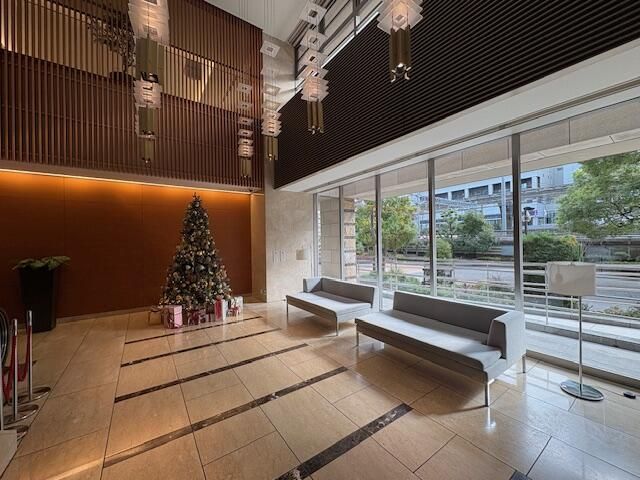 1LDK Apartment in Minato, Tokyo - 3 min to Mita Station - Thumbnail 3