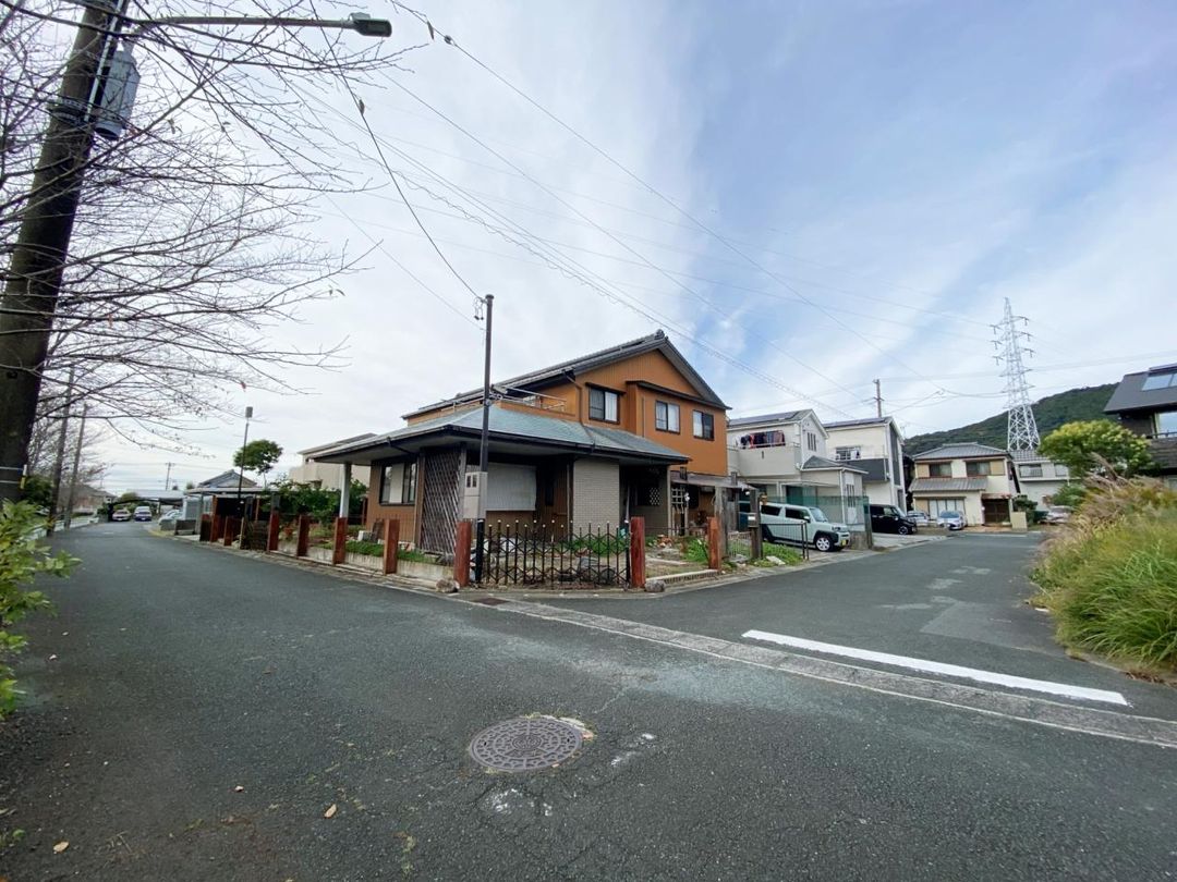 8LDK House for Sale in Toyohashi, Aichi - Spacious Family Home - Thumbnail 2