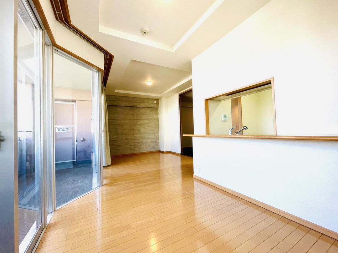 Renovated 3LDK Apartment Near Mino-Semba-Handaimae Station, Minoh - Thumbnail 3
