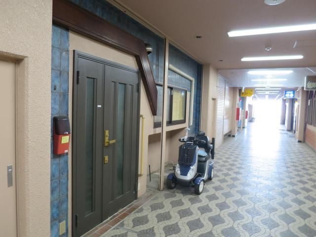 Converted One-Room Apartment for Sale Near Mihara Station, Hiroshima - Thumbnail 4