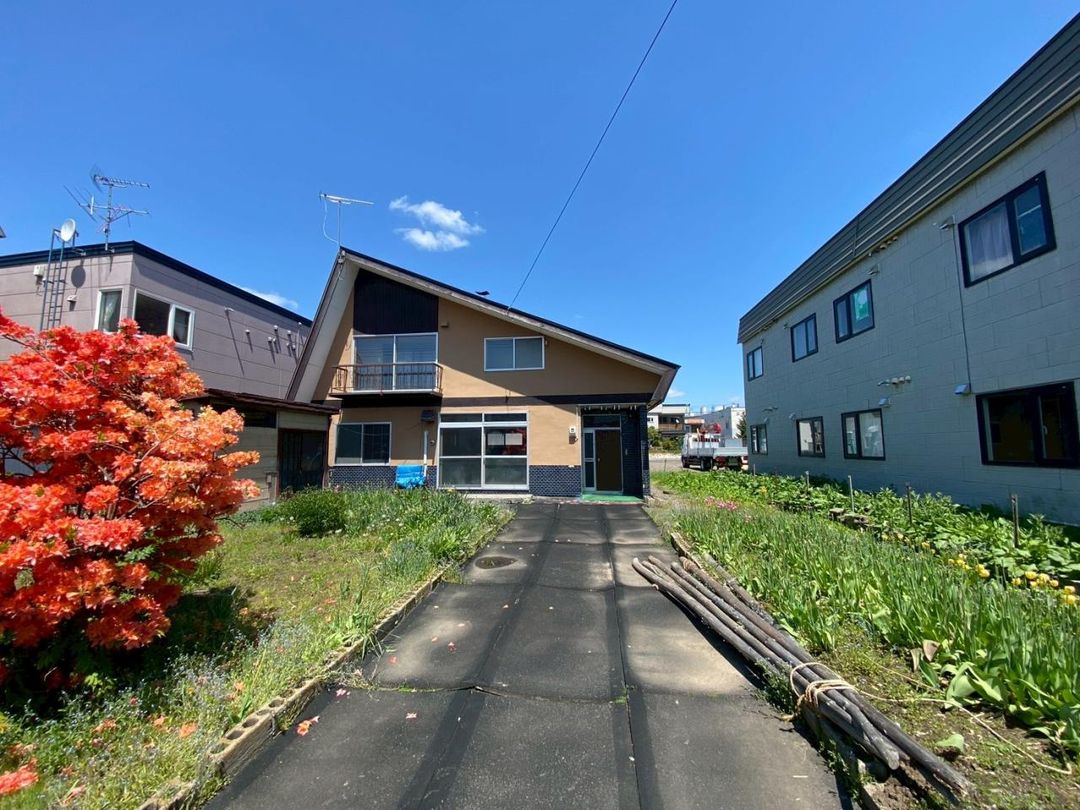 4LDK Detached House for Sale in Asahikawa, Hokkaido - Thumbnail 2