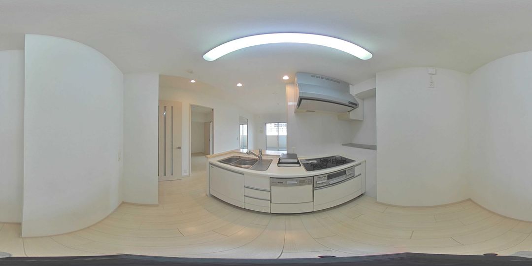 3LDK Tower Apartment for Sale Near Keihan Shori-en Station, Osaka - Thumbnail 2