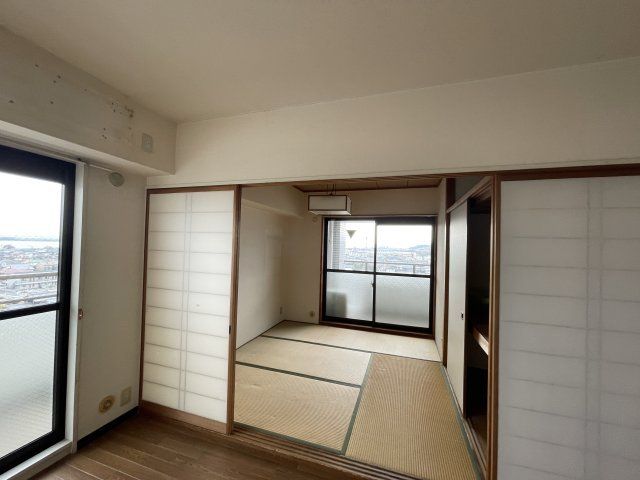 3LDK Apartment for Sale in Otsu, Shiga Near Katata Station - Thumbnail 3