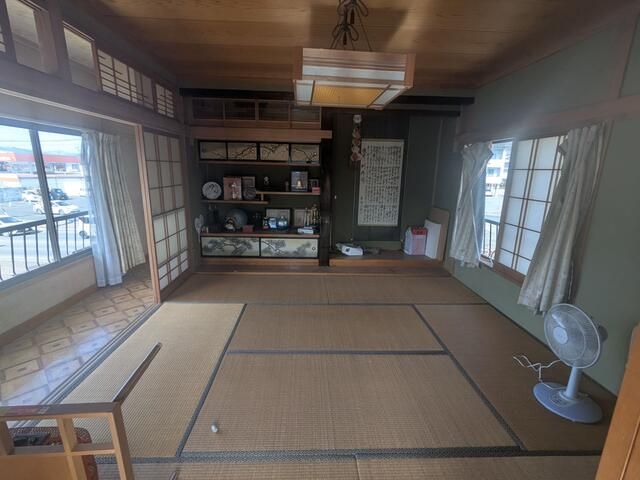 4LDK Detached House for Sale Near Chino Station, Nagano - Thumbnail 4