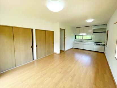 Renovated 3LDK House for Sale in Kashima, Ibaraki - Thumbnail 4