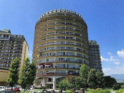 12th Floor Apartment with Lake Biwa View in Moriyama, Shiga — Apartment, Moriyama, Shiga