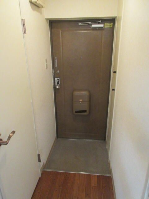 1K Apartment for Rent in Hiragishi, Sapporo, Hokkaido - Thumbnail 2