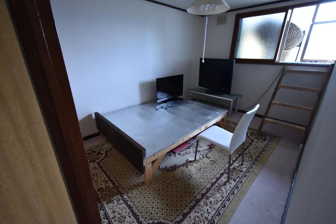 4LDK Family House for Sale in Sapporo's Minami Ward - Thumbnail 3
