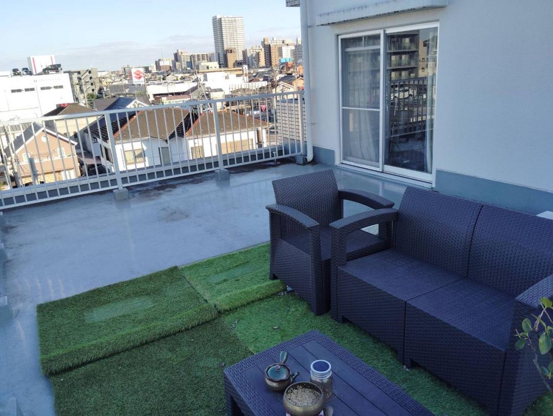1K Apartment with Large Roof Balcony for Sale in Hachioji, Tokyo - Thumbnail 4
