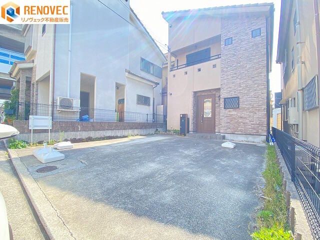 Refurbished 3LDK House for Sale in Sakai, Osaka - Thumbnail 2