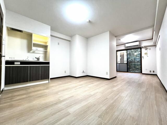 Suwa City Apartment with Onsen & Sauna | 13.8% Yield - Thumbnail 4
