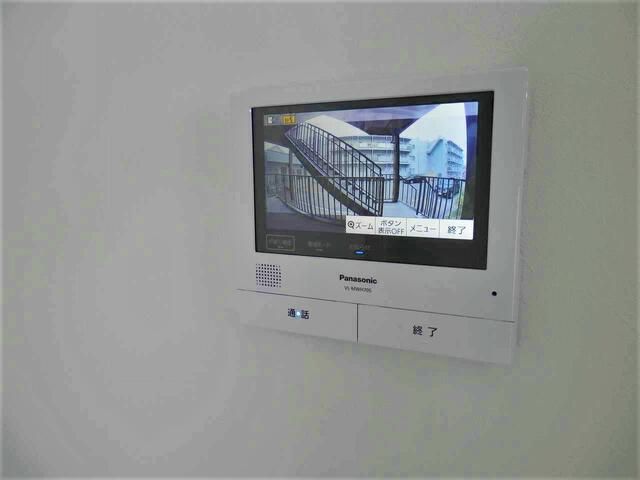 Renovated 1SLDK Apartment for Rent in Sennan City, Osaka - Thumbnail 3