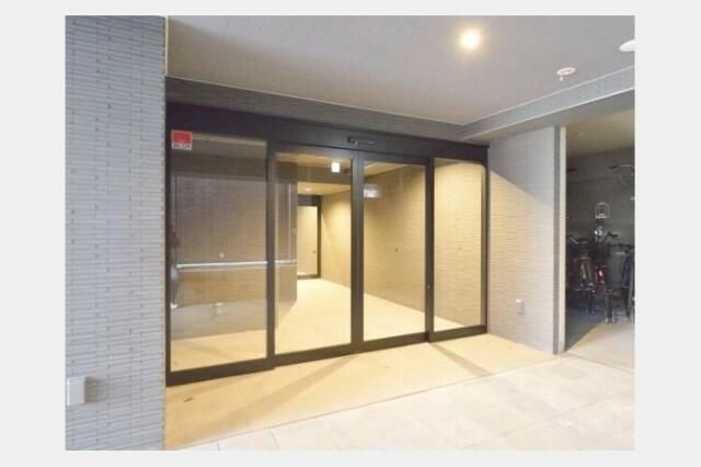 3LDK Apartment for Sale in Sumida, Tokyo with Rental Income - Thumbnail 2