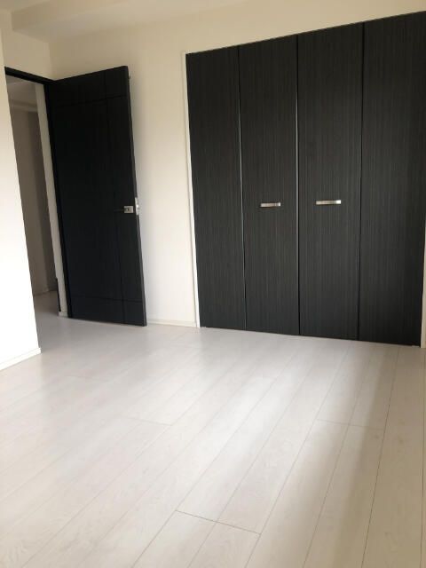 3LDK Apartment for Sale in Sumida, Tokyo with Rental Income - Thumbnail 3