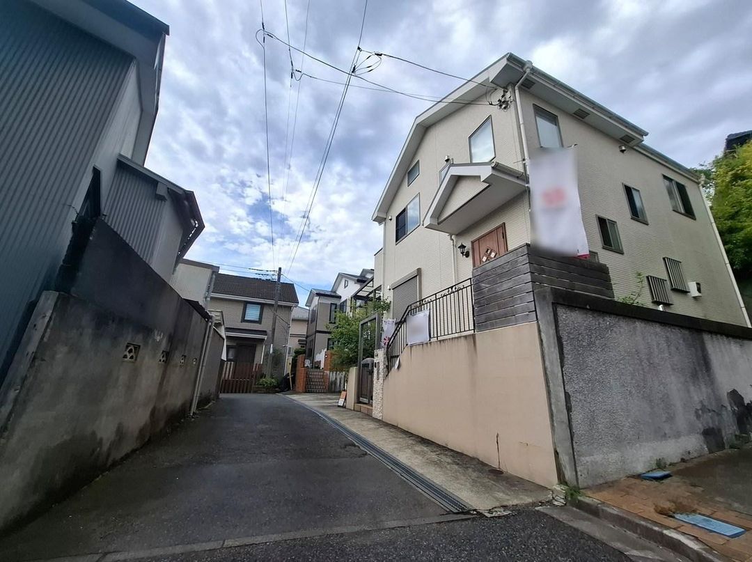 2012-Built 4LDK House in Fujisawa Kugenuma | 44.63 Tsubo Land - Thumbnail 2