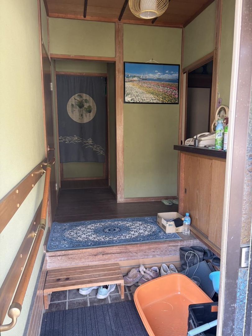 5DK Wooden House for Sale in Okayama City with Large Land - Thumbnail 3