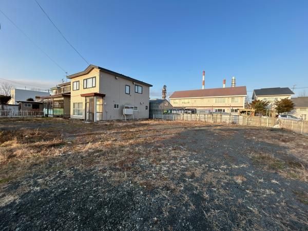 Renovated 5LDK House in Kushiro Hokkaido with New LIXIL Fixtures - Thumbnail 3