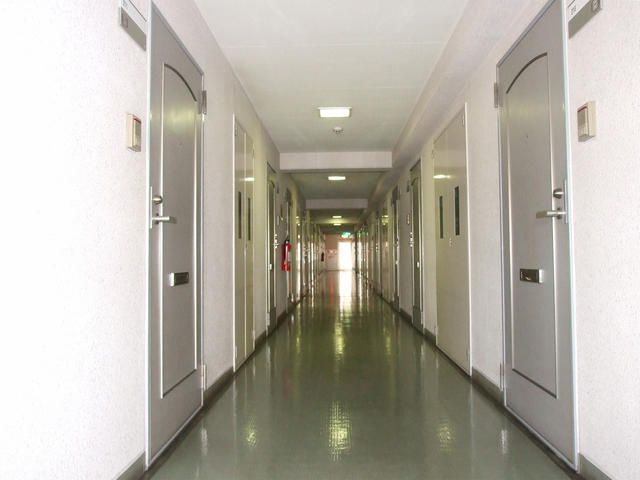 1R Apartment for Rent near Sakaishi Station, Sakai, Osaka - Thumbnail 4