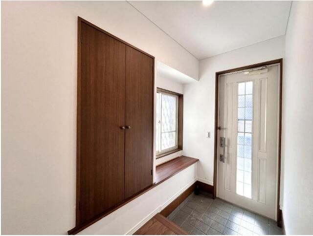 Renovated 3LDK House with Loft in Hadano, Kanagawa | 1997 Build - Thumbnail 2