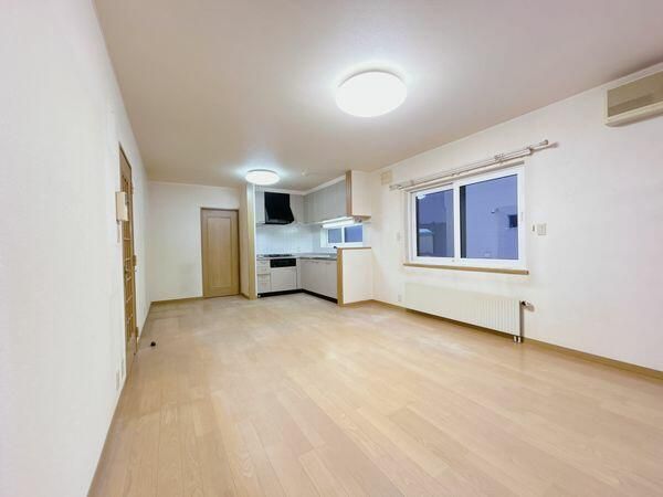 6LDK Detached House for Sale in Ishikari, Hokkaido - Thumbnail 3